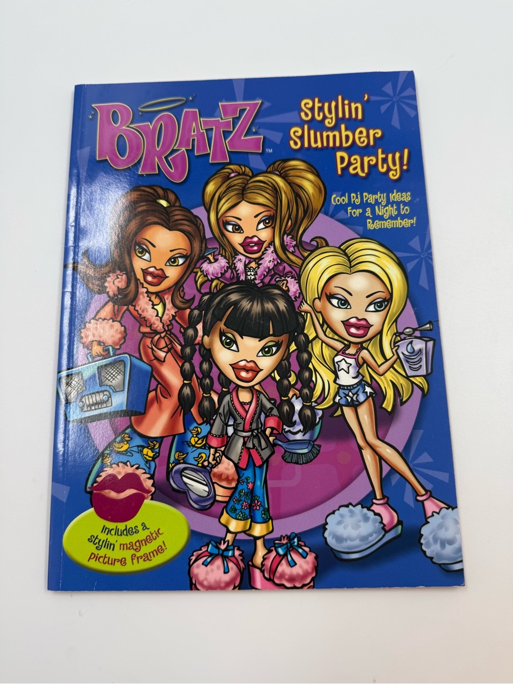 Bratz Stylin Slumber Party Book